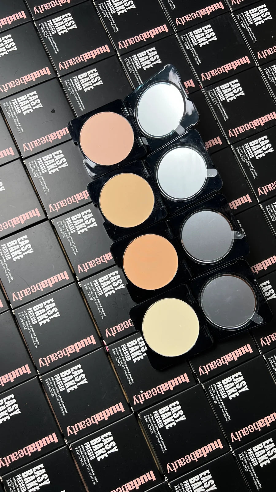 Hudabeauty Airbrush easy bake pressed Powder 8.5 g full size.